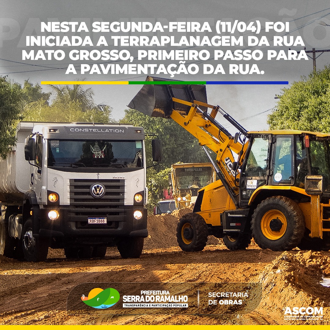 Nesta segunda-feira, a Prefeitura Municipal iniciou as obras de terraplanagem na Rua Mato Grosso, na sede do município, para que se inicie posteriormente o serviço de pavimentação em paralelepípedos.