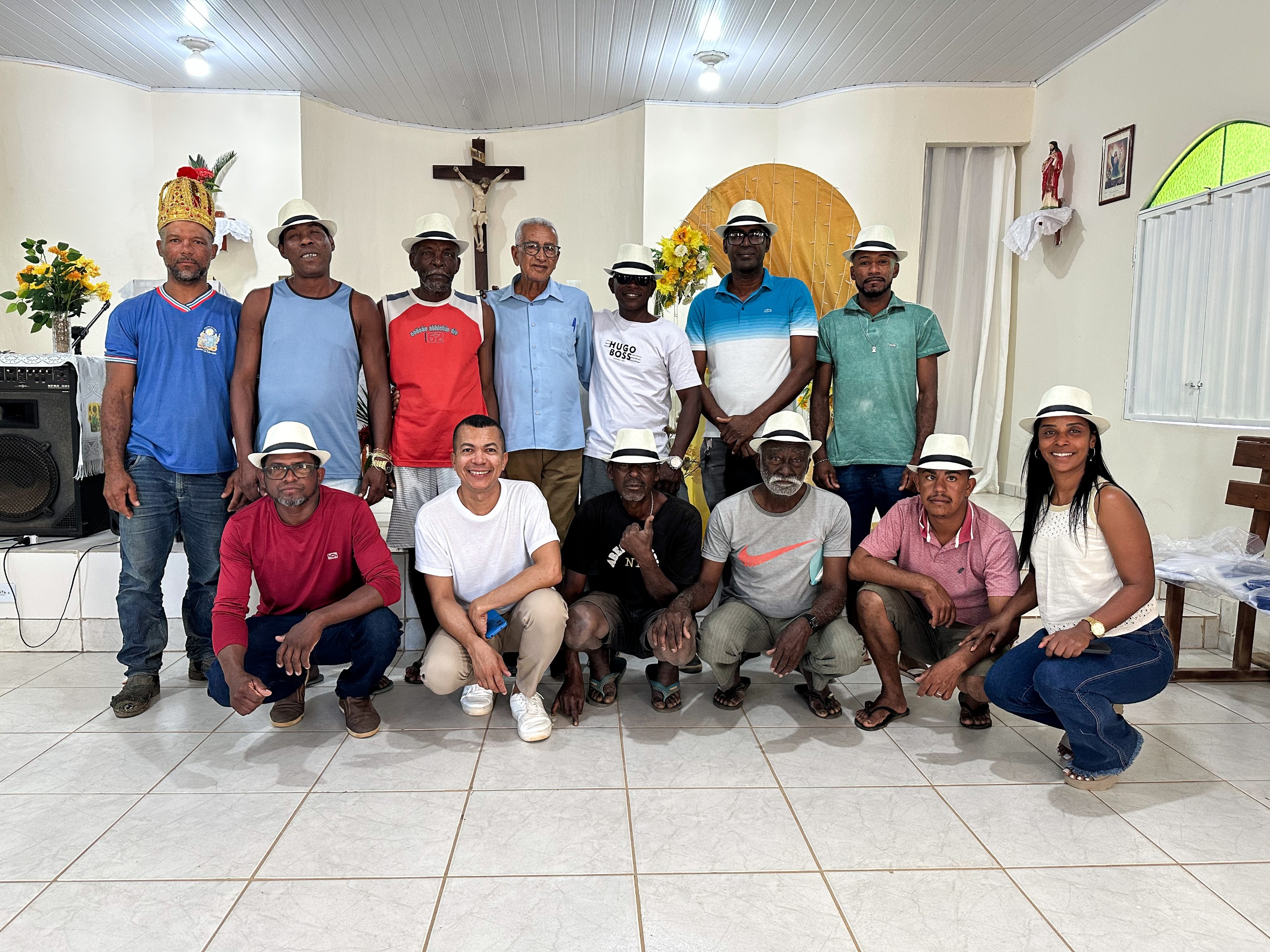 Cavalhada e Banda de Pífano da Agrovila 7 São Contempladas com Novos Trajes