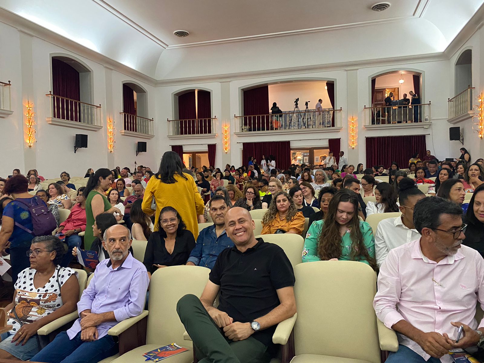 A Secretaria de Educação, junto à sua equipe, está participando do Segundo Seminário Nacional de Educação Integral na Universidade Federal da Bahia!