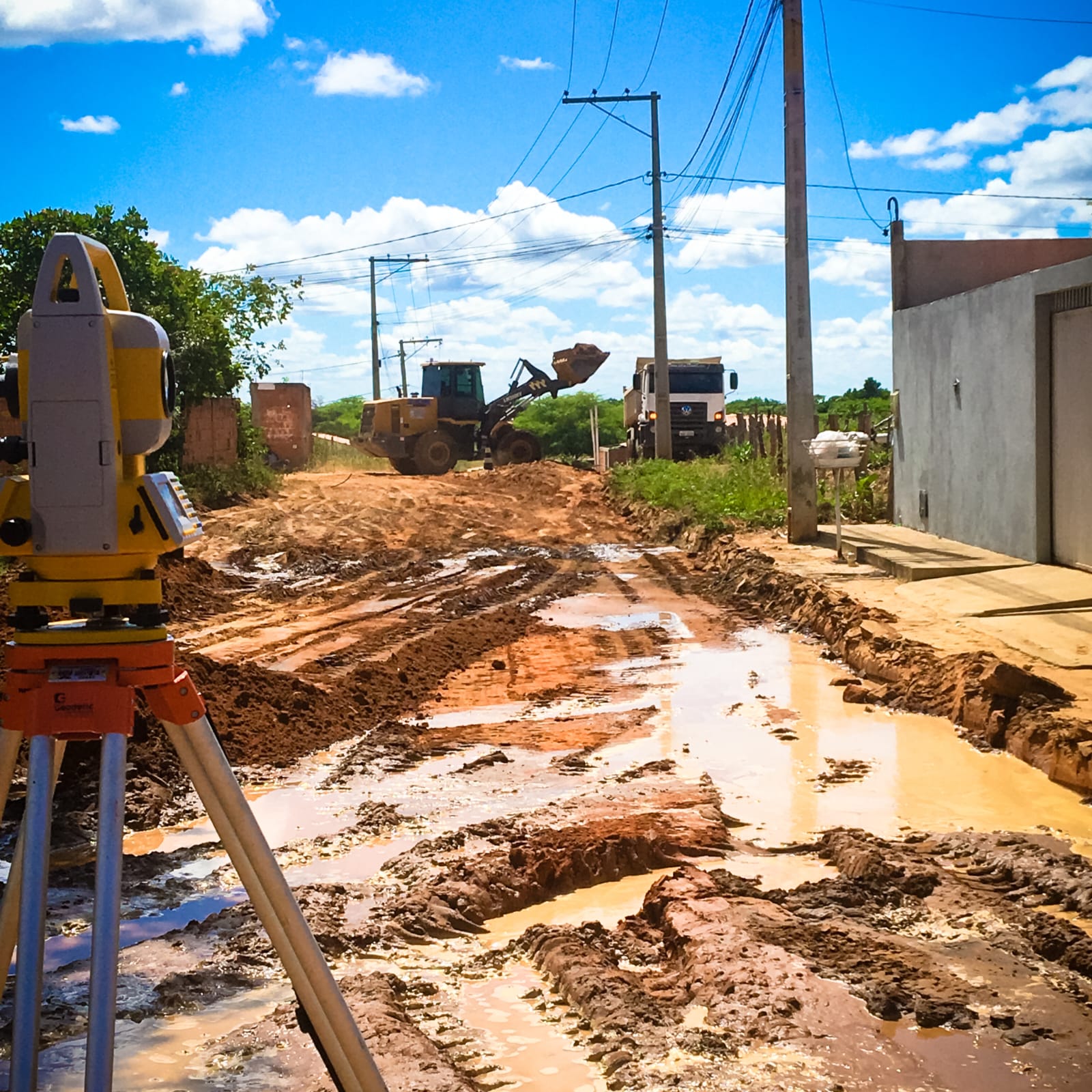 Serviços de limpeza, Patrolamento e recuperação é iniciados no Bairro belenzinho