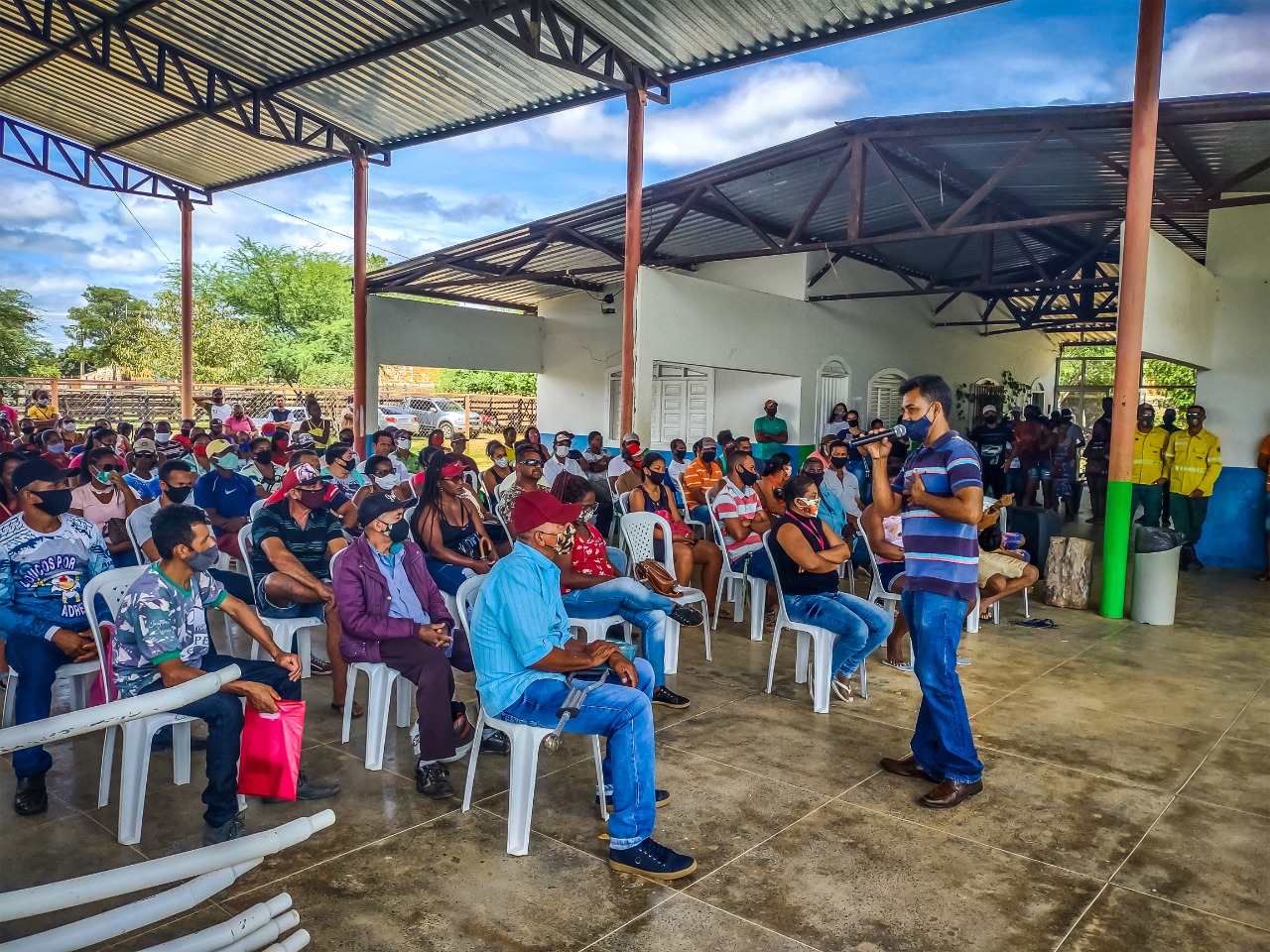 Hoje (16/11) foi realizada na Secretaria do Meio Ambiente a reunião da Colônia de pescadores Z 75 com os (as) pescadores (as) do município.