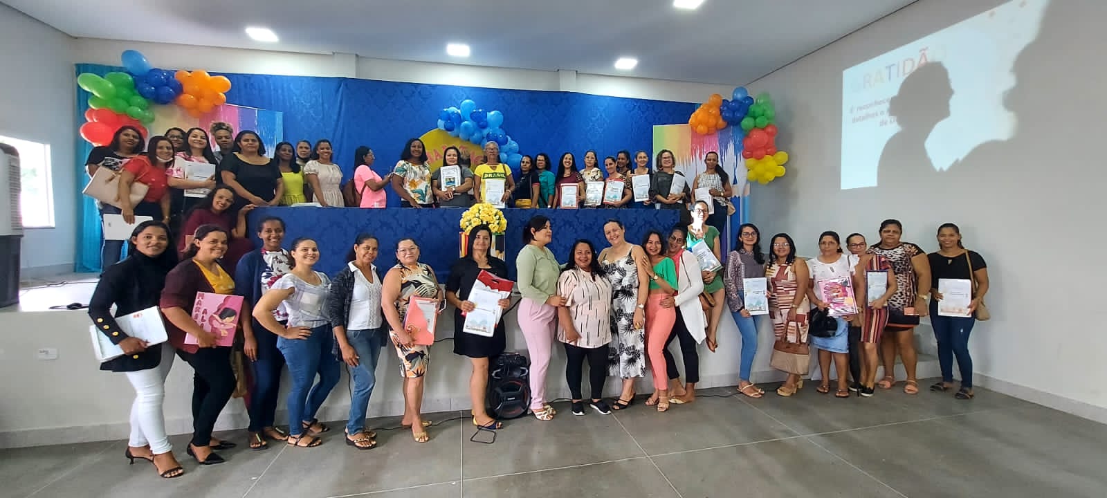 A Secretaria Municipal de Educação promoveu na última semana a socialização dos portfólios de 2022 no Auditório Cultural de Serra do Ramalho.